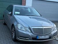 Gebraucht Mercedes E220 170 PS (125 kW) 2013 Silber Limousine