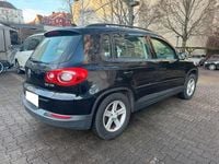 Gebraucht VW Tiguan Track & Field 140 PS (102 kW) 2008 Schwarz SUV