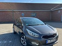 Usata Kia Ceed 110 CV (80 kW) 2015 Grigio Utilitaria