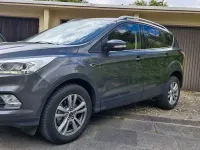 Gebraucht Ford Kuga Titanium 150 PS (110 kW) 2018 Grau SUV