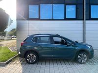 Gebraucht Peugeot 2008 Allure 110 PS (80 kW) 2018 Grün SUV