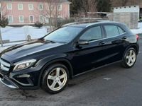 Gebraucht Mercedes GLA200 156 PS (114 kW) 2015 Schwarz SUV