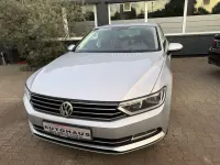 Gebraucht VW Passat Comfortline 150 PS (110 kW) 2019 Reflexsilber metallic Limousine