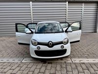 Second-hand Renault Twingo Expression 71 CP (52 kW) 2014 Alb Hatchback