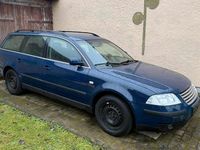 Gebraucht VW Passat 101 PS (74 kW) 2003 Blau Kombi