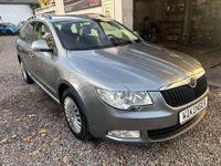 Gebraucht Skoda Superb Active 160 PS (117 kW) 2011 Platingrau metallic (metallic) Kombi