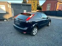 Usata Ford Focus 80 CV (58 kW) 2007 Blu Utilitaria