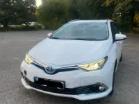 Gebraucht Toyota Auris Hybrid 98 PS (72 kW) 2018 Weiß Kombi