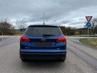 Gebraucht Ford Focus 125 PS (91 kW) 2015 Blau Kombi