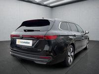 Gebraucht VW Passat 150 PS (110 kW) 2025 Schwarz Kombi