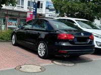 Gebraucht VW Jetta Highline 200 PS (147 kW) 2011 Schwarz Limousine