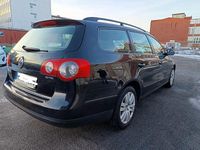 Gebraucht VW Passat Trendline 140 PS (102 kW) 2007 Grau Kombi