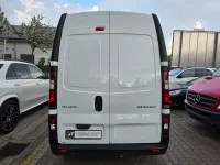 Gebraucht Renault Trafic Komfort 150 PS (110 kW) 2023 Weiß Van / Kleinbus