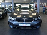 Gebraucht BMW 320 Sport Line 190 PS (139 kW) 2022 Grau Limousine