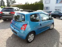 Gebraucht Renault Twingo Authentique 75 PS (55 kW) 2011 Blau Kleinwagen