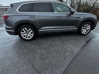 Gebraucht VW Touareg 231 PS (169 kW) 2022 Grau SUV