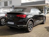 Gebraucht VW T-Roc Cabriolet Active 110 PS (80 kW) 2021 Deep black perleffekt Cabrio