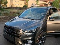Gebraucht Ford Kuga ST 230 PS (169 kW) 2019 Grau SUV