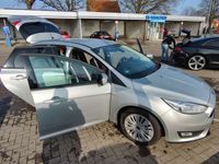 gebraucht Ford Focus FocusTurnier 1.5 TDCi DPF Start-Stopp-System Aut.