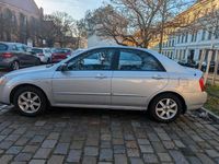 Gebraucht Kia Cerato 78 PS (57 kW) 2006 Silber Limousine