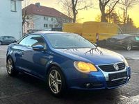 Gebraucht VW Eos 140 PS (102 kW) 2010 Blau Cabrio