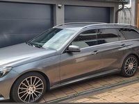 Gebraucht Mercedes E220 Avantgarde 170 PS (125 kW) 2016 Grau Kombi