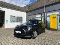 Occasion Mini ONE Classic 102 PK (75 kW) 2021 Zwart Hatchback