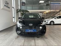 Gebraucht Hyundai i10 Select 67 PS (49 kW) 2022 Schwarz Kleinwagen