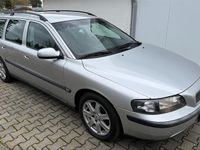 Gebraucht Volvo V70 140 PS (102 kW) 2002 Silber Kombi