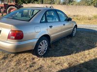Second-hand Audi A4 102 CP (75 kW) 1996 Auriu Berlinǎ
