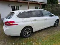 Gebraucht Peugeot 308 Allure 150 PS (110 kW) 2017 Weiß Kombi