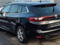 Gebraucht Renault Mégane IV 132 PS (97 kW) 2017 Schwarz Limousine