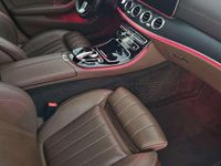 Gebraucht Mercedes E220 194 PS (142 kW) 2017 Schwarz Limousine