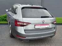 Gebraucht Skoda Superb LAURIN & KLEMENT 280 PS (205 kW) 2018 Grau Kombi