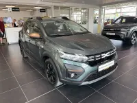 Gebraucht Dacia Sandero Extreme 110 PS (80 kW) 2024 Grün SUV