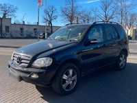 Gebraucht Mercedes ML320 218 PS (160 kW) 2002 Schwarz SUV