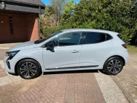 Gebraucht Renault Clio V Techno 91 PS (66 kW) 2025 Grau Limousine