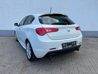 Gebraucht Alfa Romeo Giulietta Turismo 170 PS (125 kW) 2012 Weiß Kleinwagen