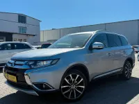 Gebraucht Mitsubishi Outlander Plus 150 PS (110 kW) 2016 Silber SUV