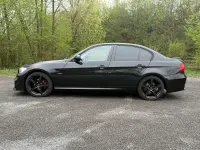 Gebraucht BMW 318 Sport Line 143 PS (105 kW) 2011 Schwarz Limousine