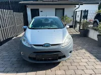 Gebraucht Ford Fiesta Ghia 82 PS (60 kW) 2008 Silber Kleinwagen