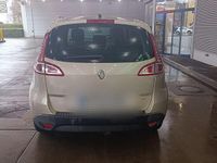 Gebraucht Renault Scénic III 110 PS (80 kW) 2011 Gold Van / Kleinbus