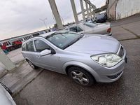 Gebraucht Opel Astra Edition 116 PS (85 kW) 2007 Silber Kombi