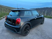Second-hand Mini ONE 102 CP (75 kW) 2022 Negru Hatchback