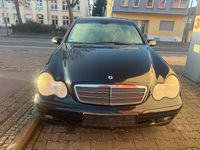 Gebraucht Mercedes C180 129 PS (94 kW) 2001 Schwarz Limousine