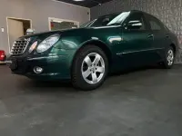 Gebraucht Mercedes E280 Elegance 231 PS (169 kW) 2007 Periklasgruen  lack Limousine
