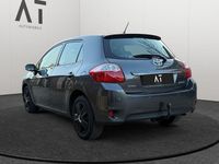 Gebraucht Toyota Auris Life+ 99 PS (72 kW) 2011 Grau Kleinwagen