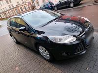 Gebraucht Ford Focus 116 PS (85 kW) 2013 Schwarz Kombi