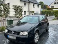Gebraucht VW Golf IV 100 PS (73 kW) 2002 Schwarz Kleinwagen