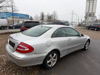 Gebraucht Mercedes CLK200 163 PS (119 kW) 2004 Silber Coupé